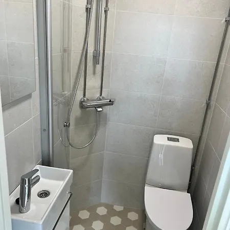 Modern Huoneisto *